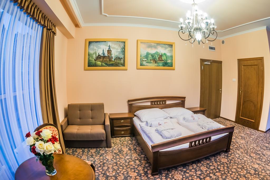 Victoria Cechini Hotel Krynica Zdroj Quarto foto