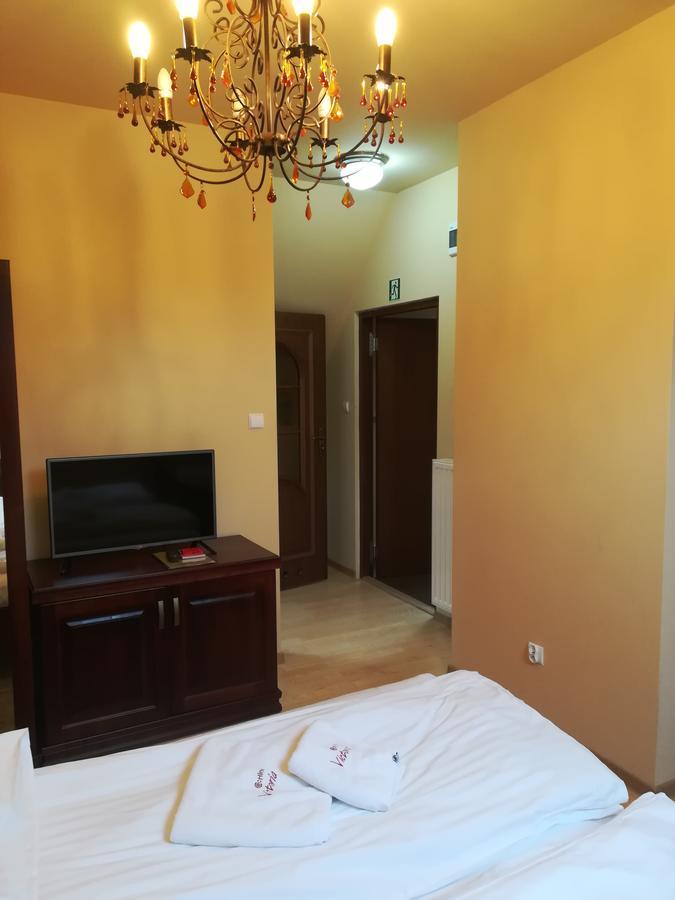 Victoria Cechini Hotel Krynica Zdroj Exterior foto